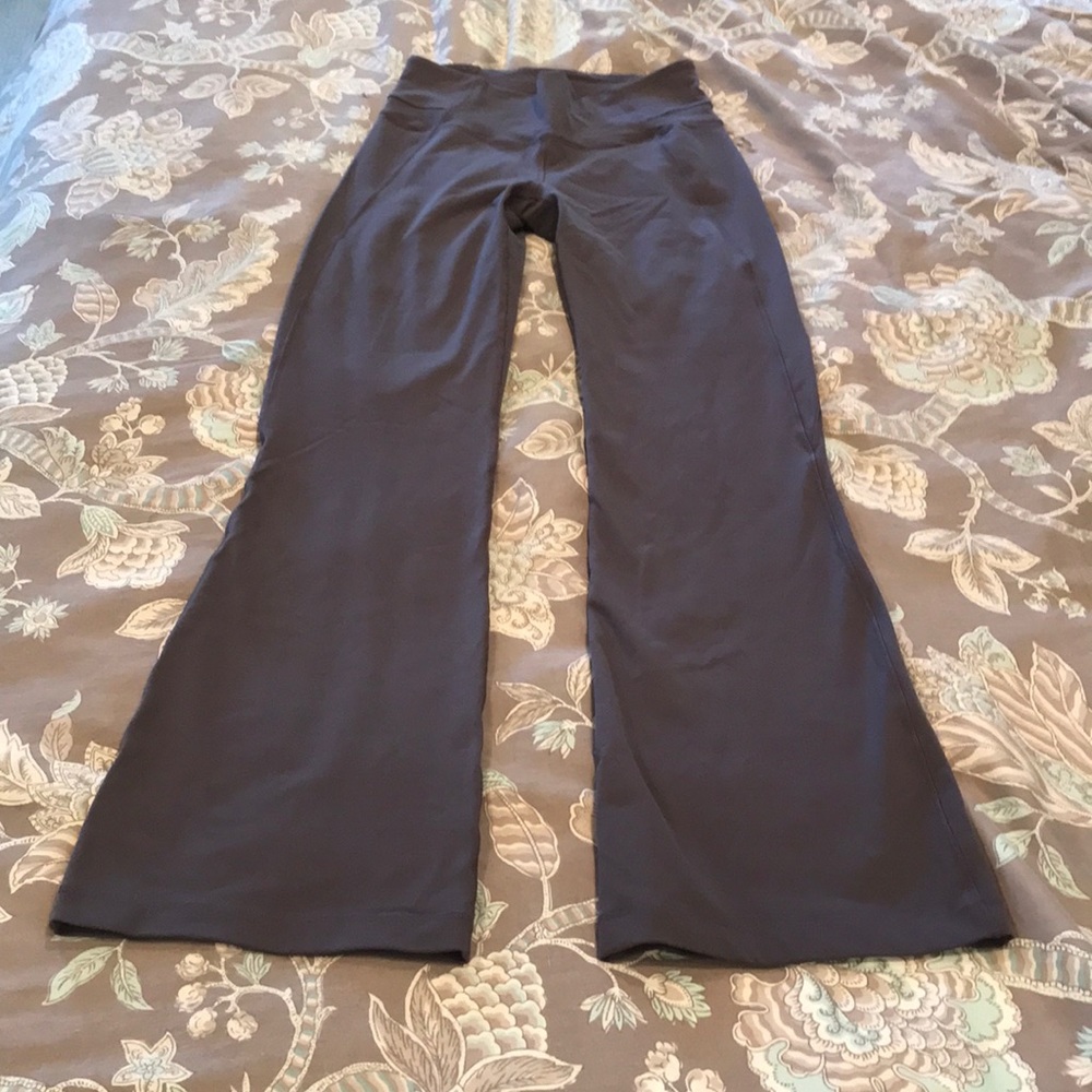 Lululemon Bootcut yoga Pant 32”